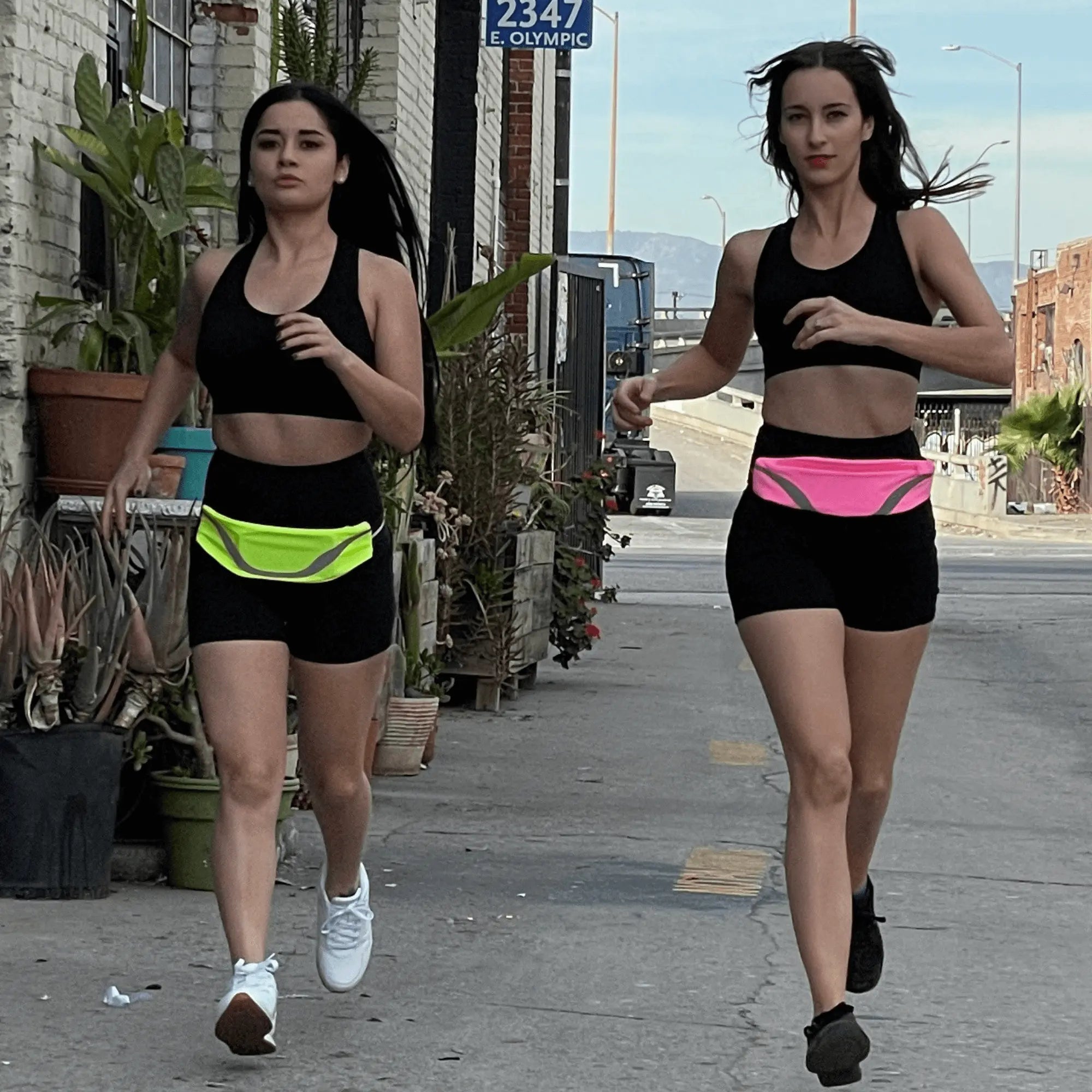 Water-Resistant Sport Waist Pack Running Belt with Reflective Strip Black Lavender