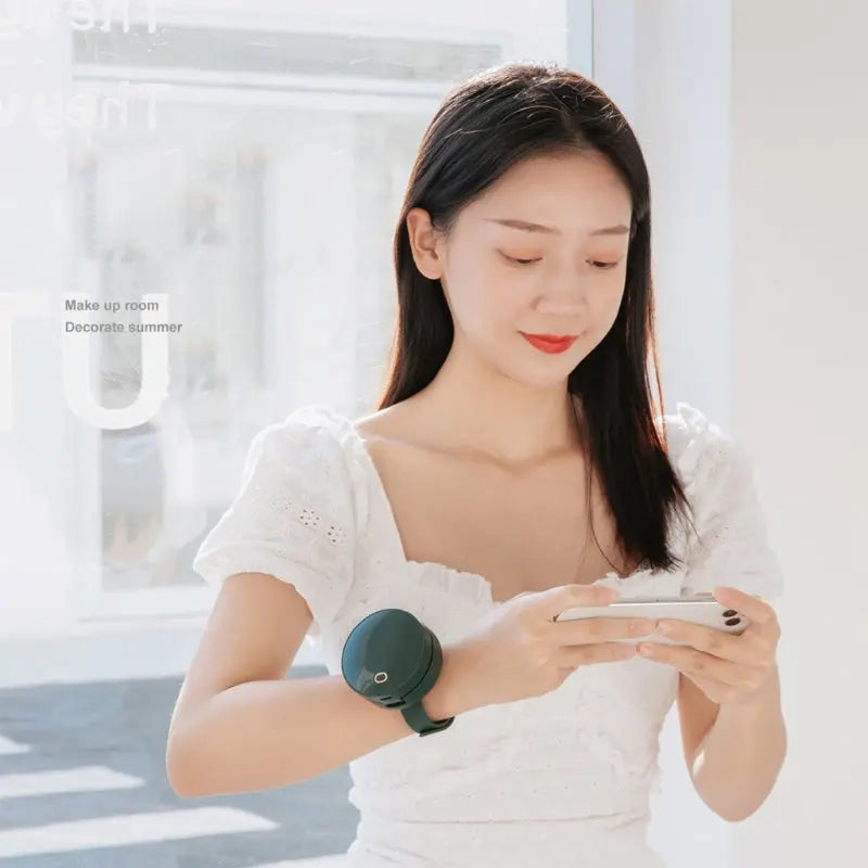 Portable Wrist Fan Mirror Leafless USB Rechargeable 3 Speed Maroon Asteria