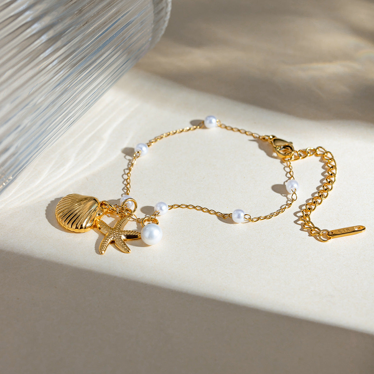 Fashion Jewelry 18K Gold Stainless Steel Pearl Chain Summer Holiday Shell Starfish Pendant Bracelet Indigo Arrowwood
