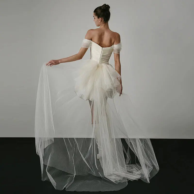 Off-shoulder Light Wedding Dress White Short Crimson Medea