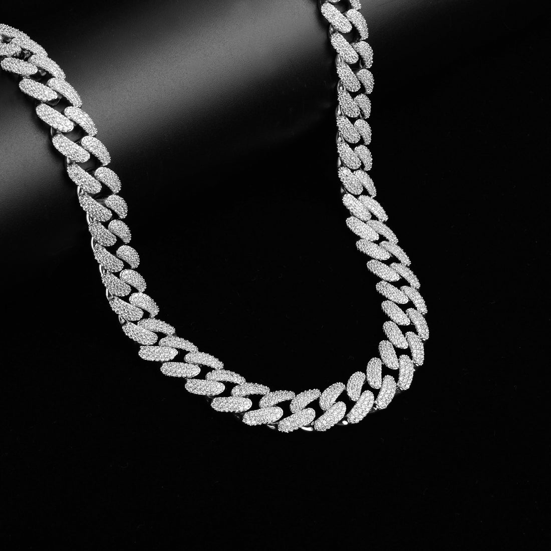 MONEYED 12MM 925 MOISSANITE CUBAN CHAIN | 991401 Lilac Quartz