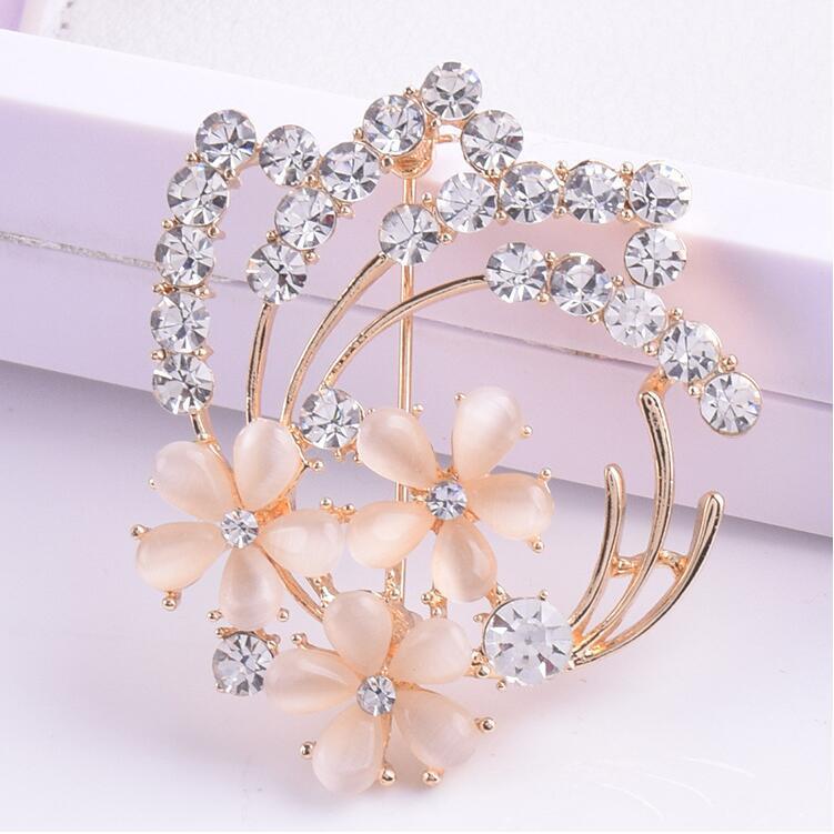 High-end flower corsage, opal vintage brooch, wedding corsage Crimson Medea