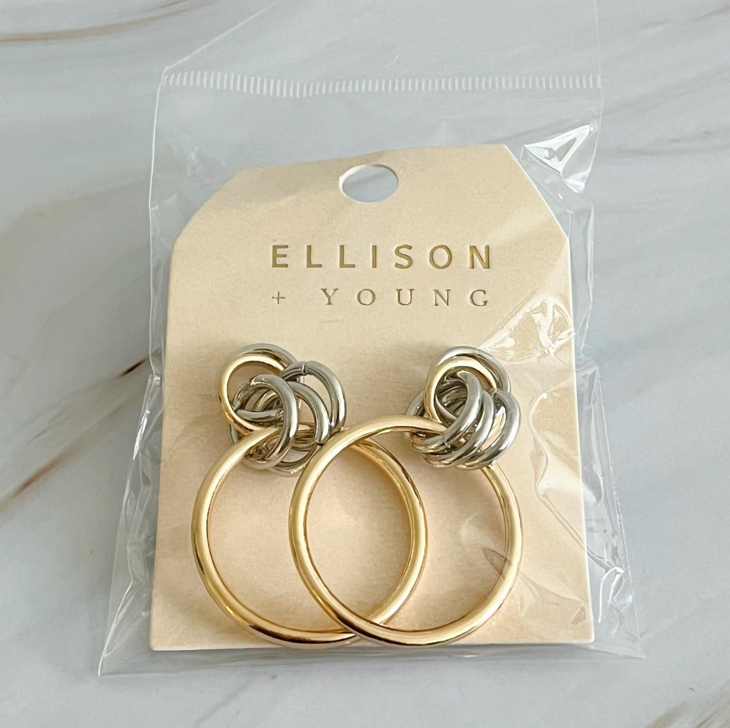 Knock On The Beauty Hoop Earrings Fuchsia Hercules