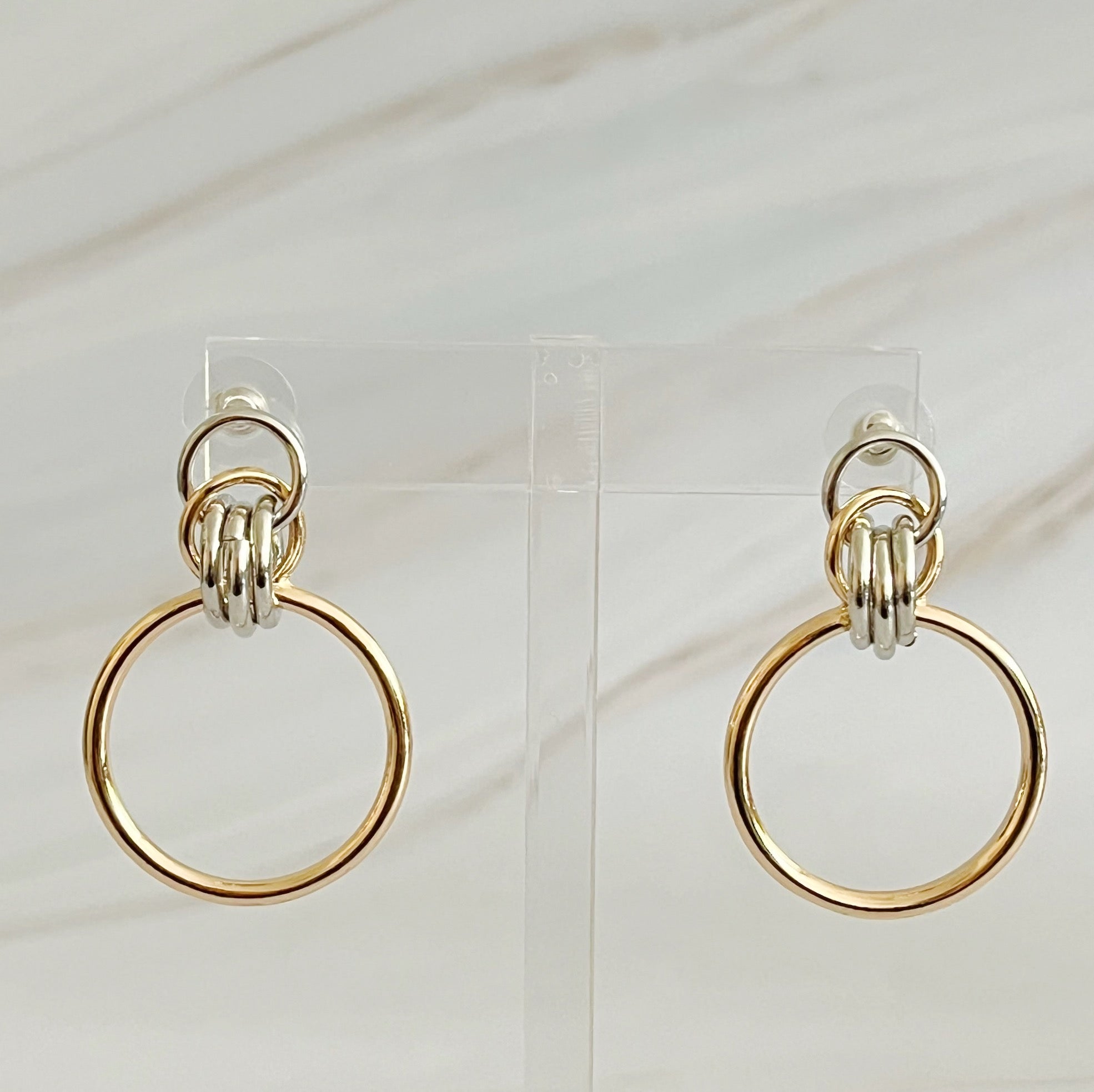 Knock On The Beauty Hoop Earrings Fuchsia Hercules