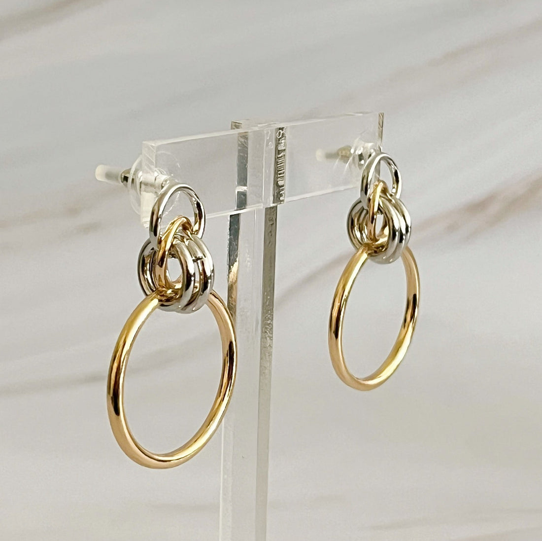 Knock On The Beauty Hoop Earrings Fuchsia Hercules