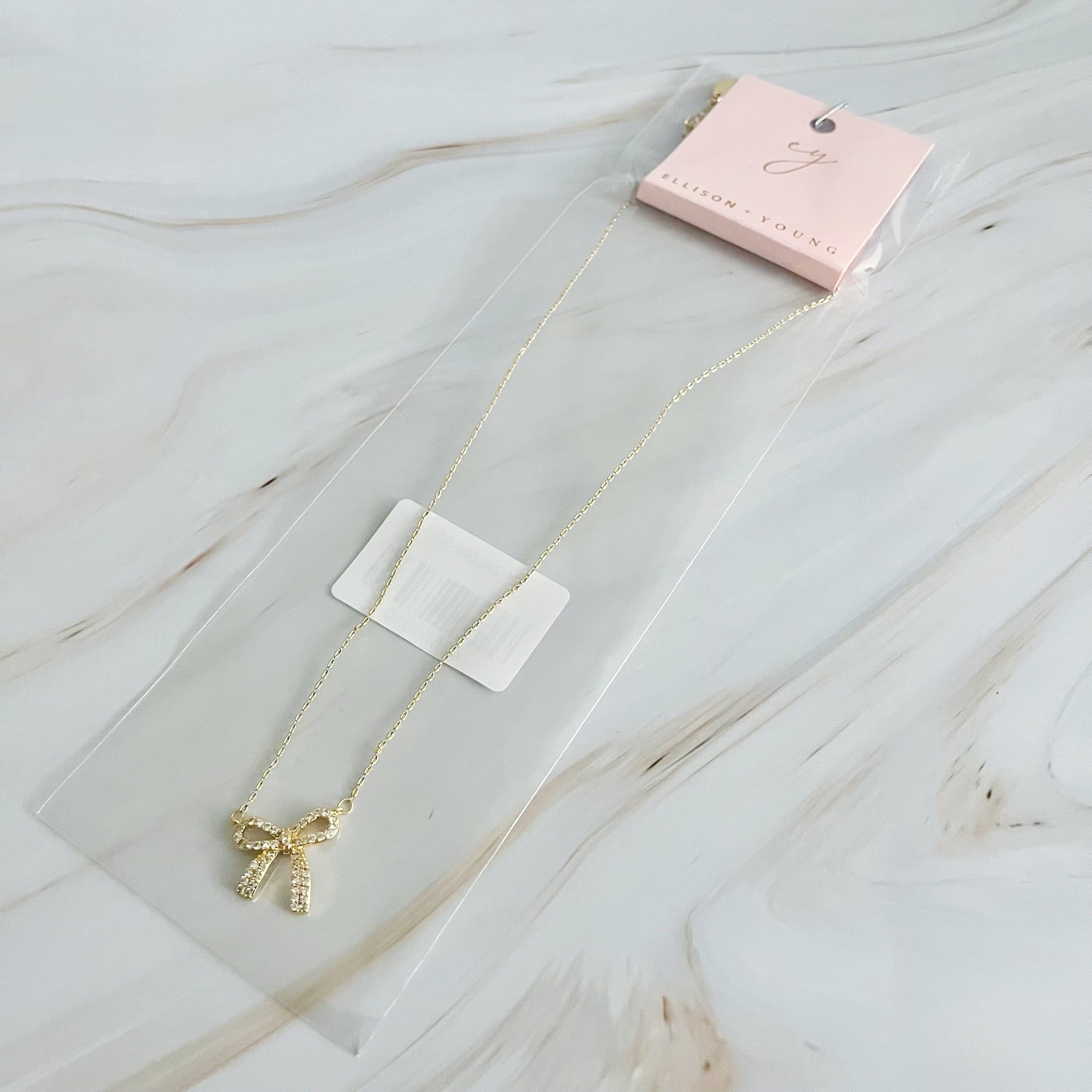 Simply Shine Bow Necklace Fuchsia Hercules