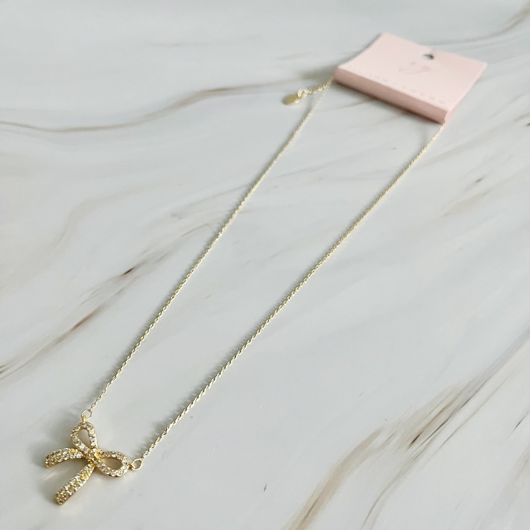 Simply Shine Bow Necklace Fuchsia Hercules