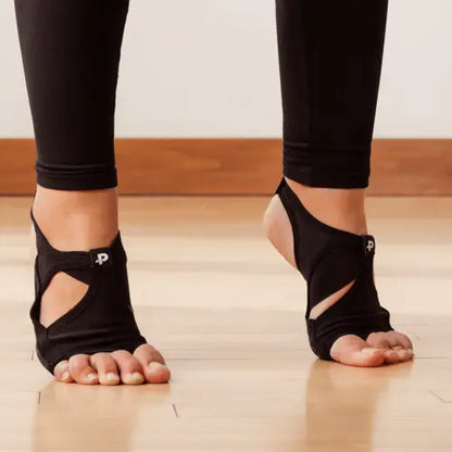PigaOne™ – Performance grip socks with arch support, built for sport, Sapphire Zedoary