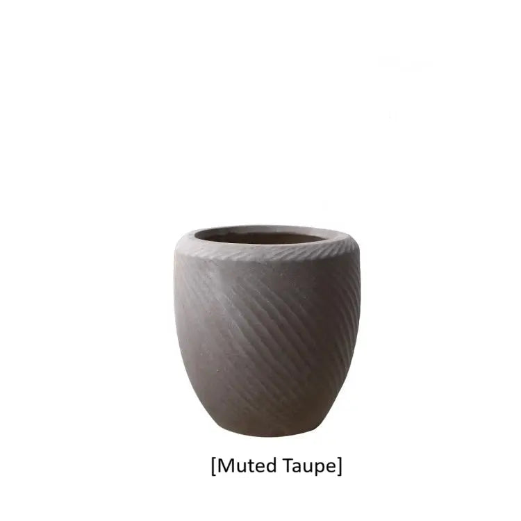 Comtemporary Swirl Planter Sangria Uranus