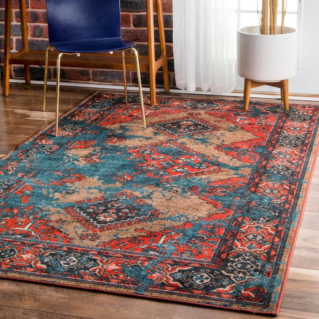 Distressed Tribal Lavonna Accent Rug, 3X5, Multi