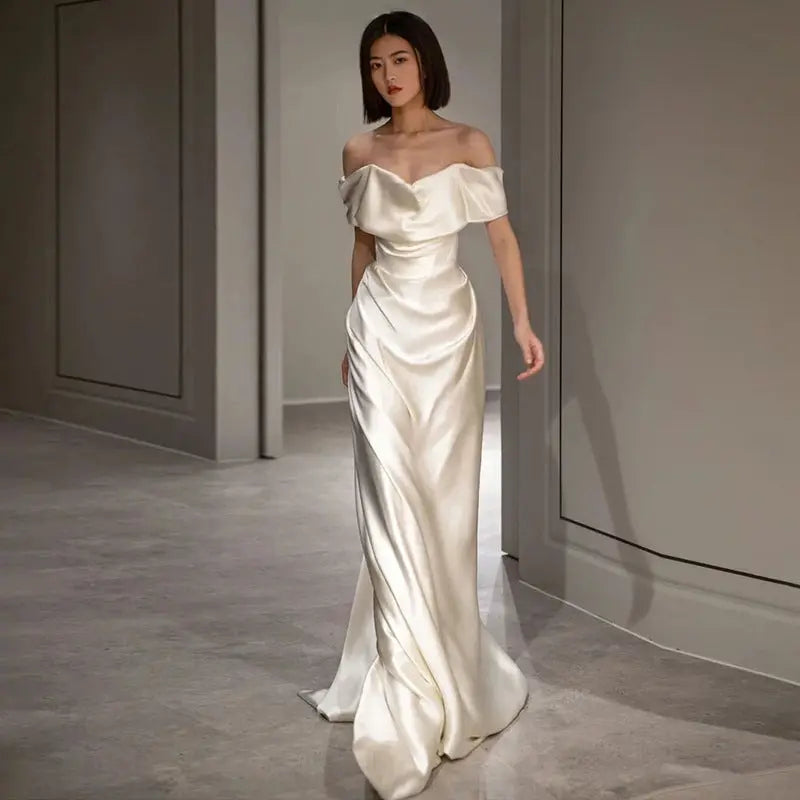 French White Off-shoulder Light Wedding Dress Crimson Medea