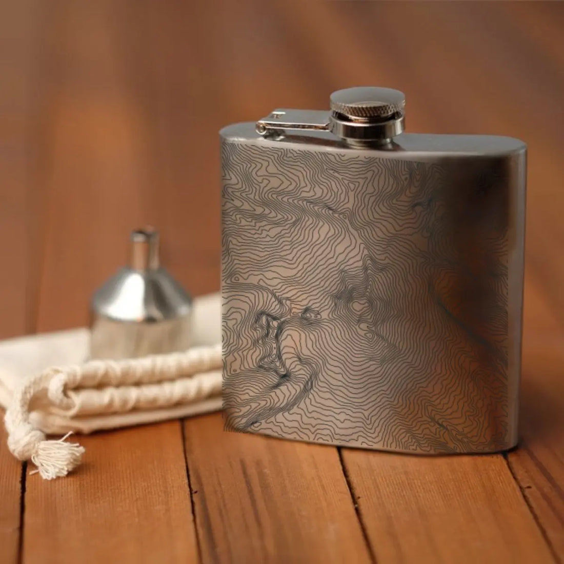 Mount Baker - Washington Engraved Topographic Map Hip Flask Cyan Castor