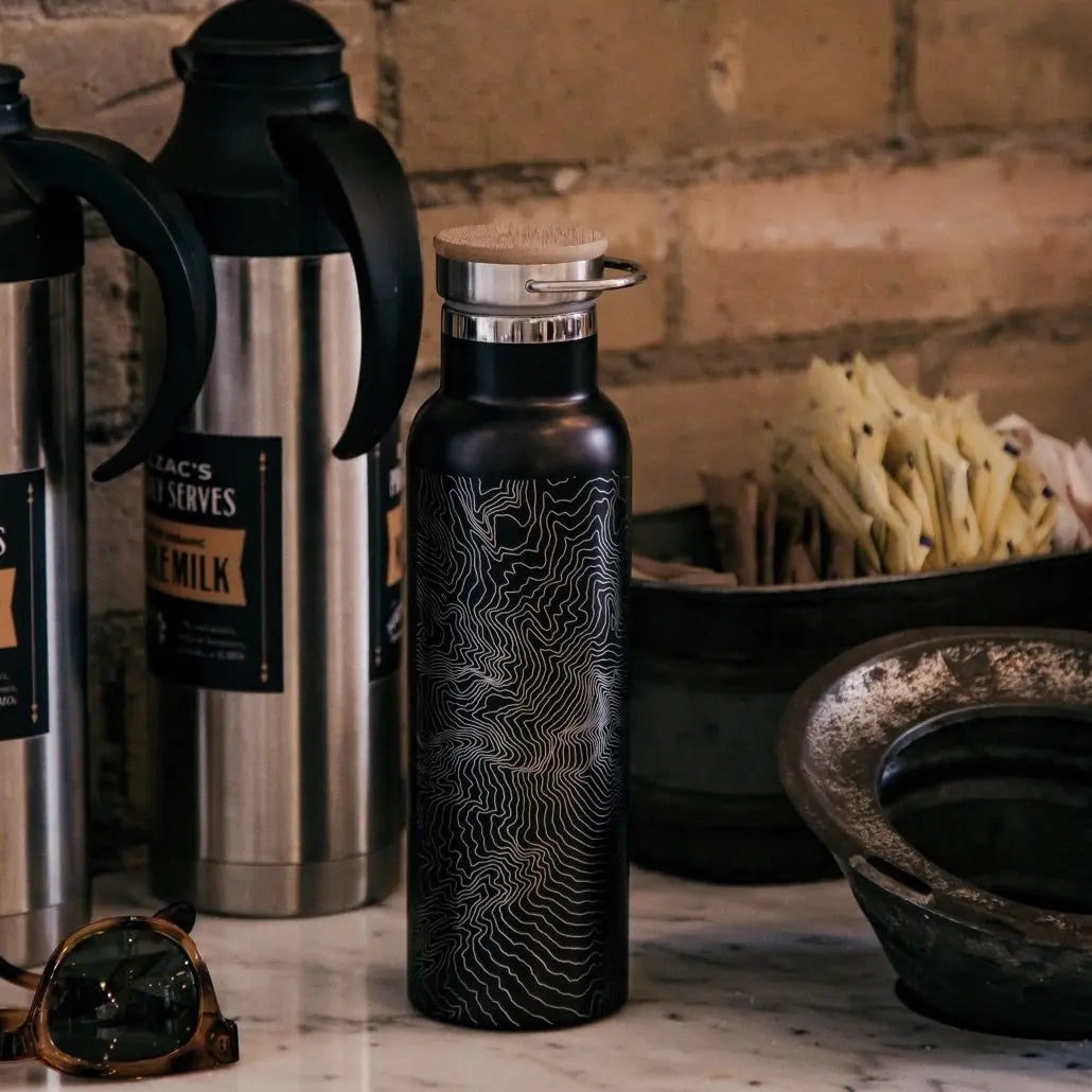 New York - New York Map Bottle with Bamboo Top in Matte Black Cyan Castor